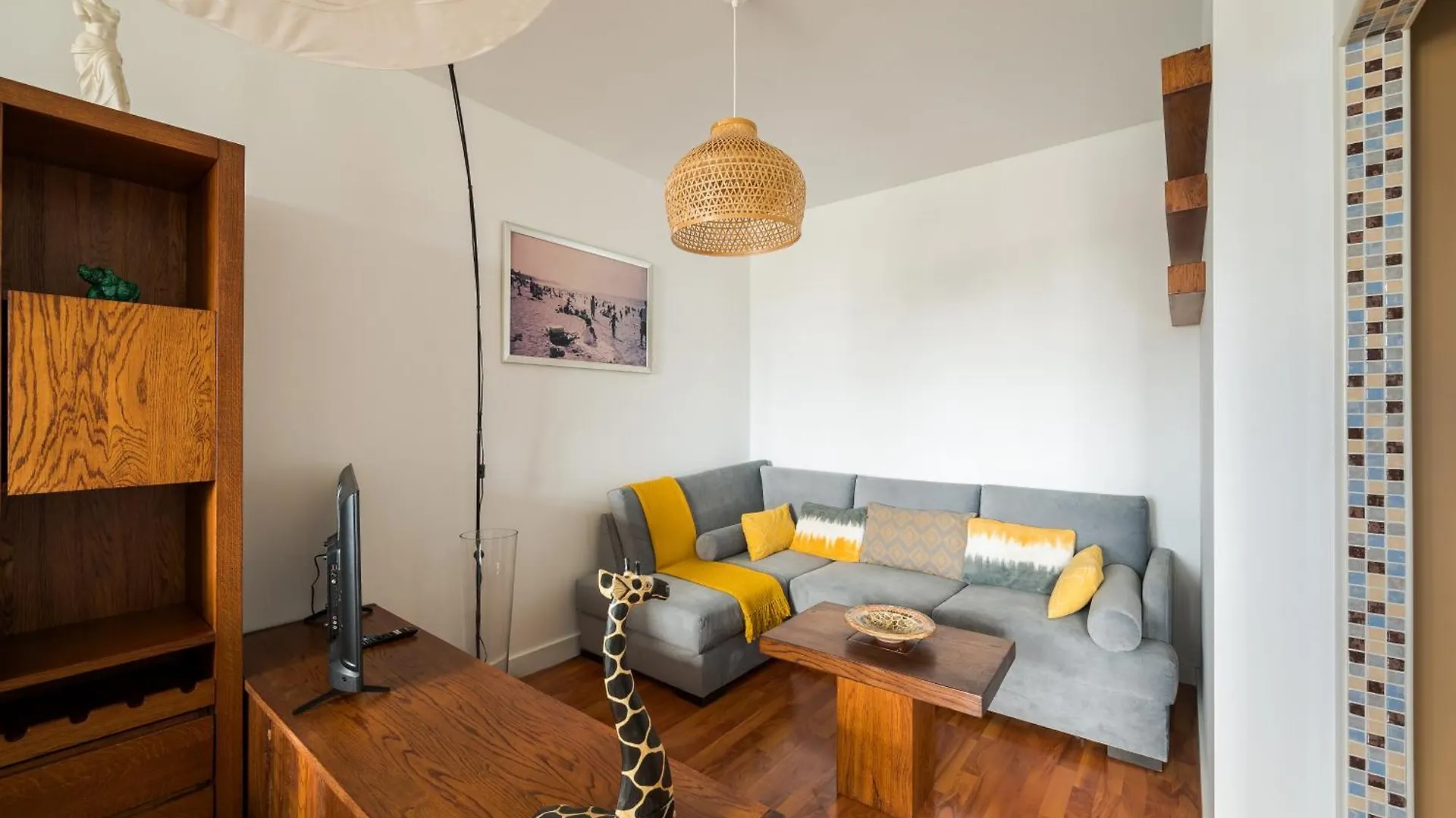 Metro Wilanowska 2-Bedroom Apartment Βαρσοβία