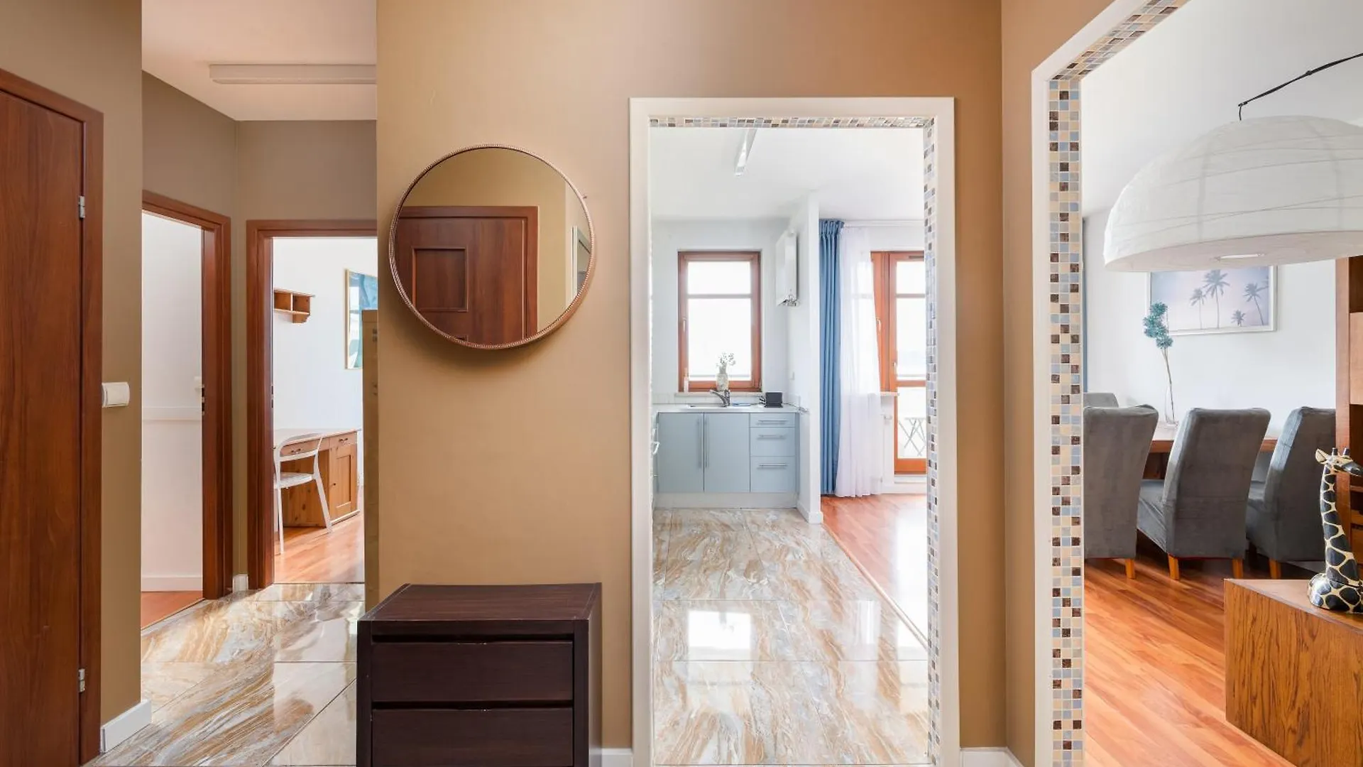 Metro Wilanowska 2-Bedroom Apartment Βαρσοβία 0*,